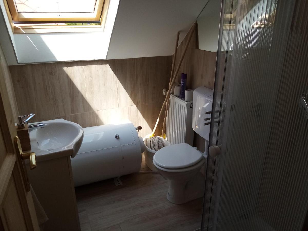 Vagabund Vendégház Etyek Exterior foto